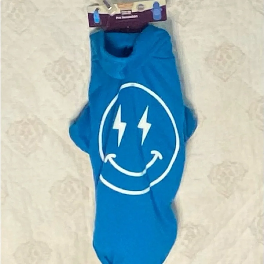 Blue Smiley Dog Hoodie‎